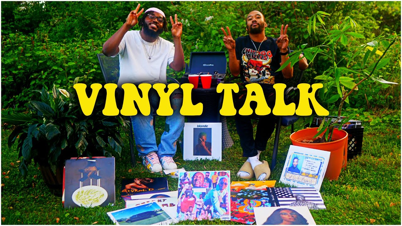 giving a quick tour and exploring our vinyl record collection...(amazing albums ✨)