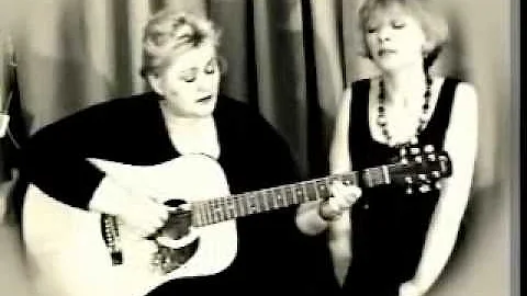 Holohan Sisters "Down by the Glenside" - "Bold Fenian Men"
