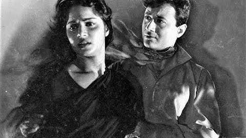 Dev anand being a flirt straight for 4:13 minutes