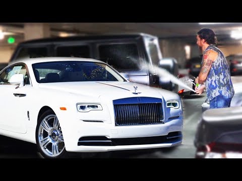 spray-painting-rolls-royce-prank-(gone-wrong)