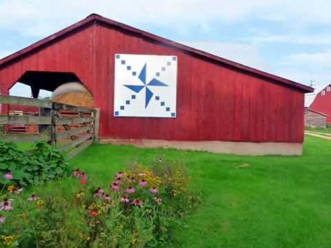 Barn Quilt Art and murals in Iowa - YouTube