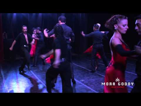 Video de Mora Godoy