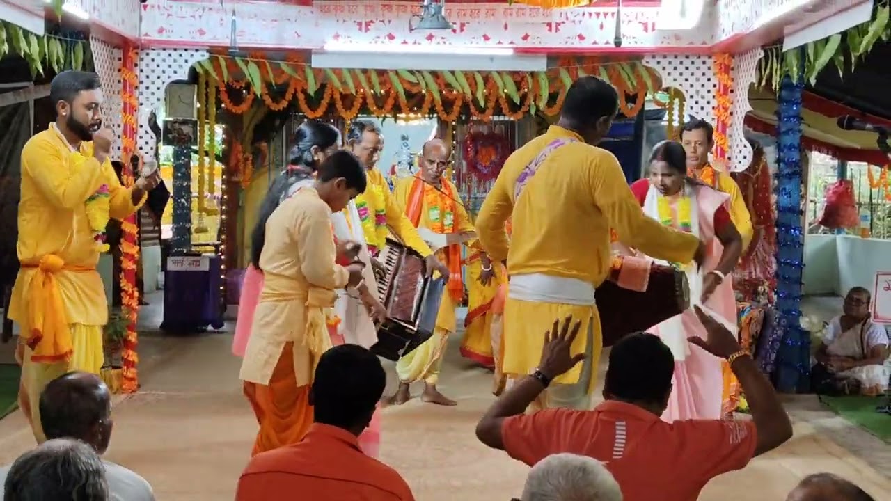 Hari Naam sang kirtan Shree Shree Sarvajanin Radha Krishna mandir ferrargunj tankey basti 2025