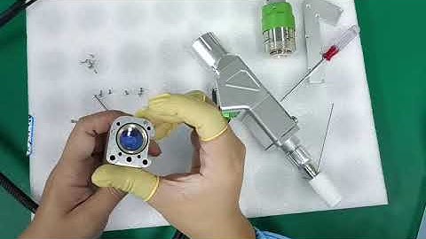 How to change the handheld laser welding head Raytools BW101-GS collimating lens