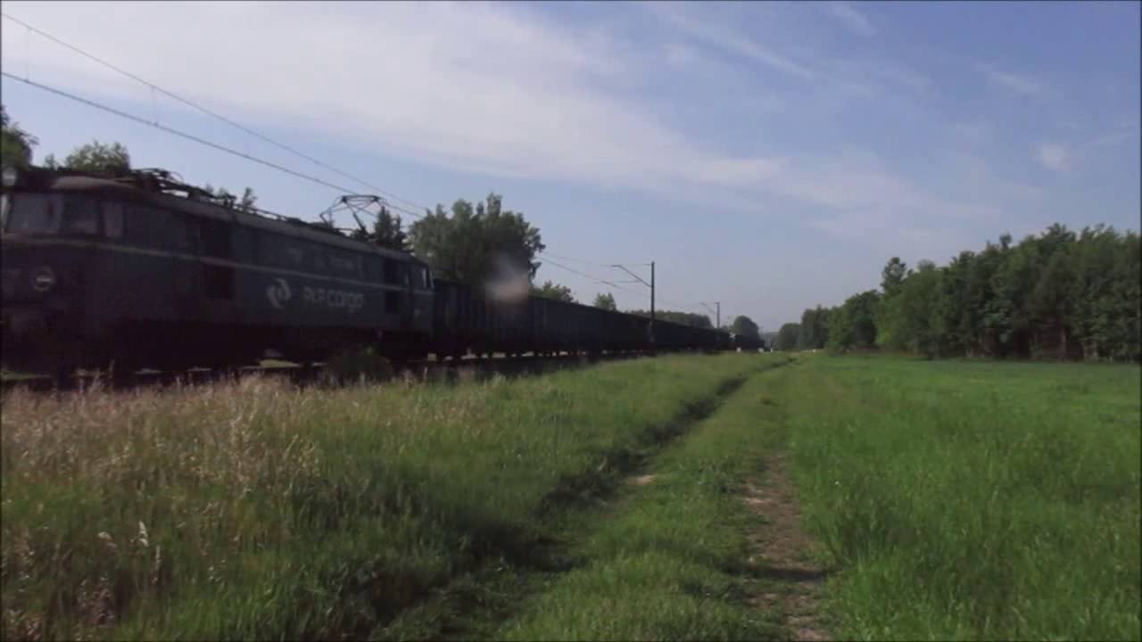 Kolej w Boże Ciało na linii kolejowej nr 13 - część towarowa