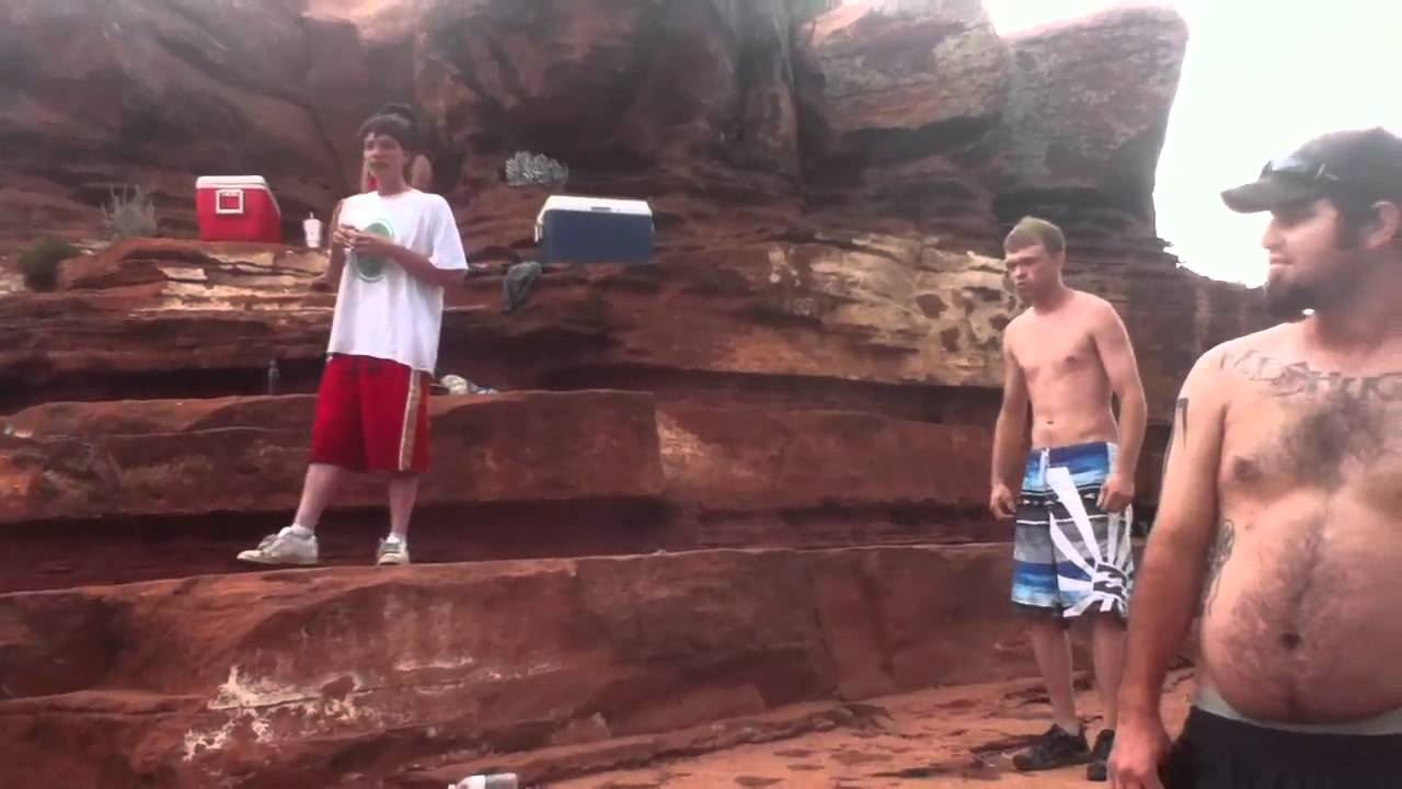 Two buttes, double gainer