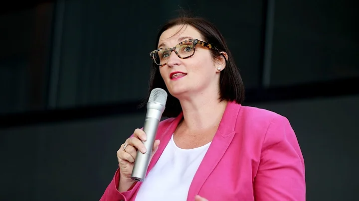 'Sarah Mitchell is unfit' for her ministerial port...