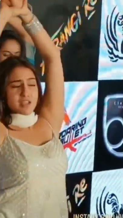 #saraalikhan #dancing #haye chaka chak#viral #trending #shorts #viralvideo #bollywood