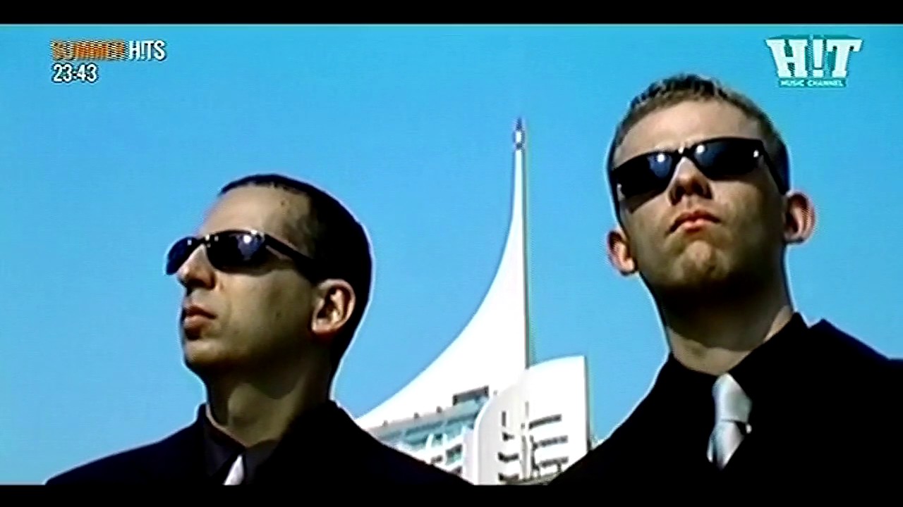 Náksi vs. Brunner Szállj! [Official HD Music Video] YouTube