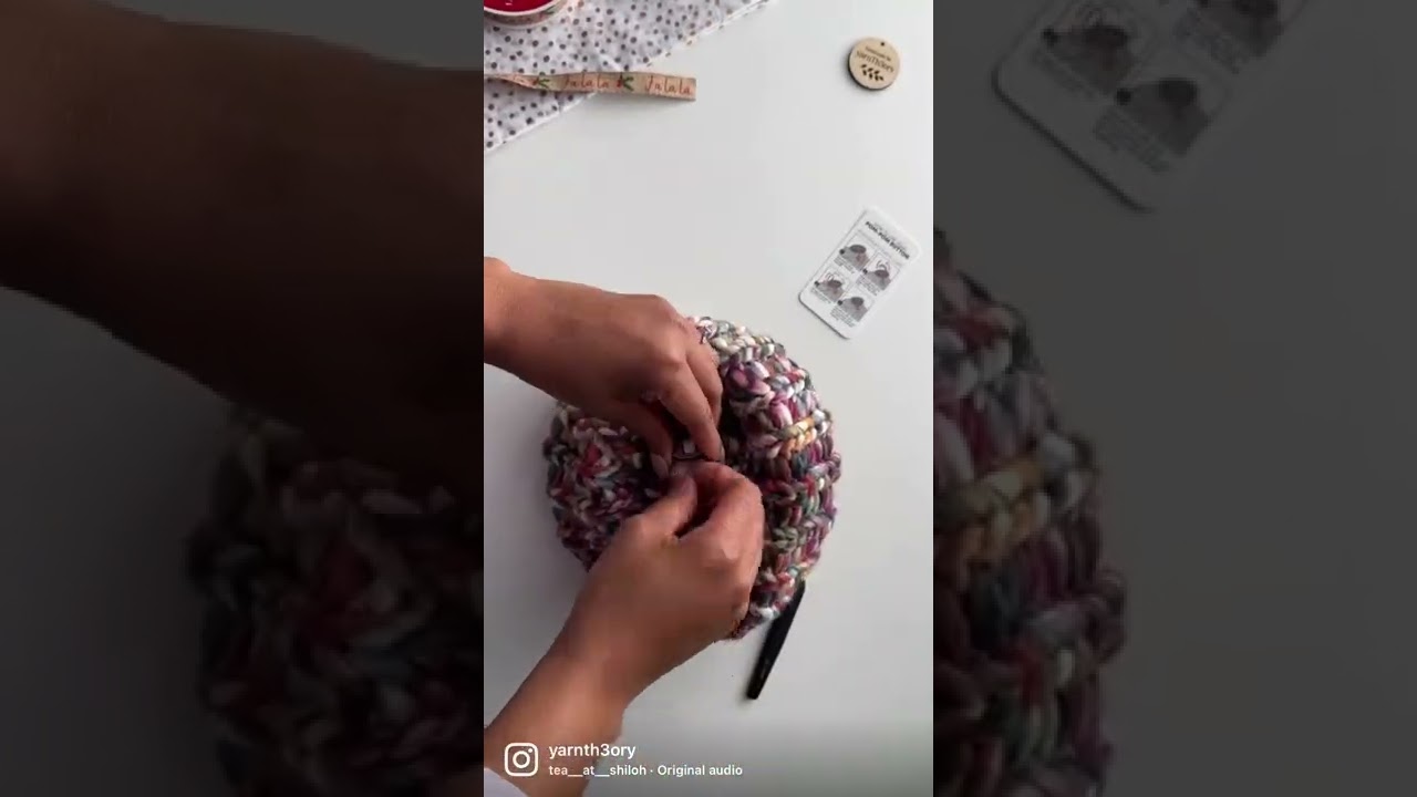 Do you use removable pom poms do your handmade hats? 