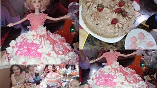 كيكة العيد ميلاد الراقية بدمية باربي وأجواء عيد ميلاد gâteaux d'anniversaire avec poupée barbie