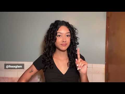 How To 3rd Day Curly Hair Revival with Refresher Dry Shampoo