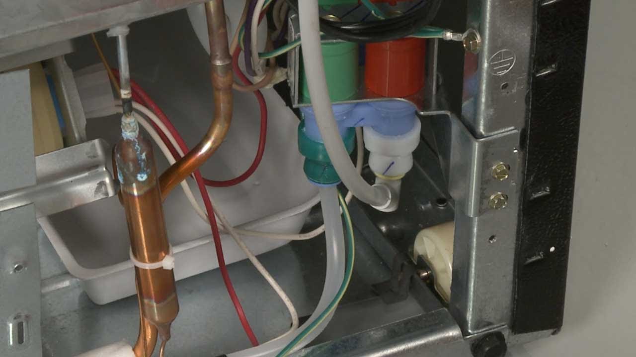 fixing refrigerator water line