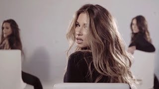 Jessie James Decker - Flip My Hair - Clip