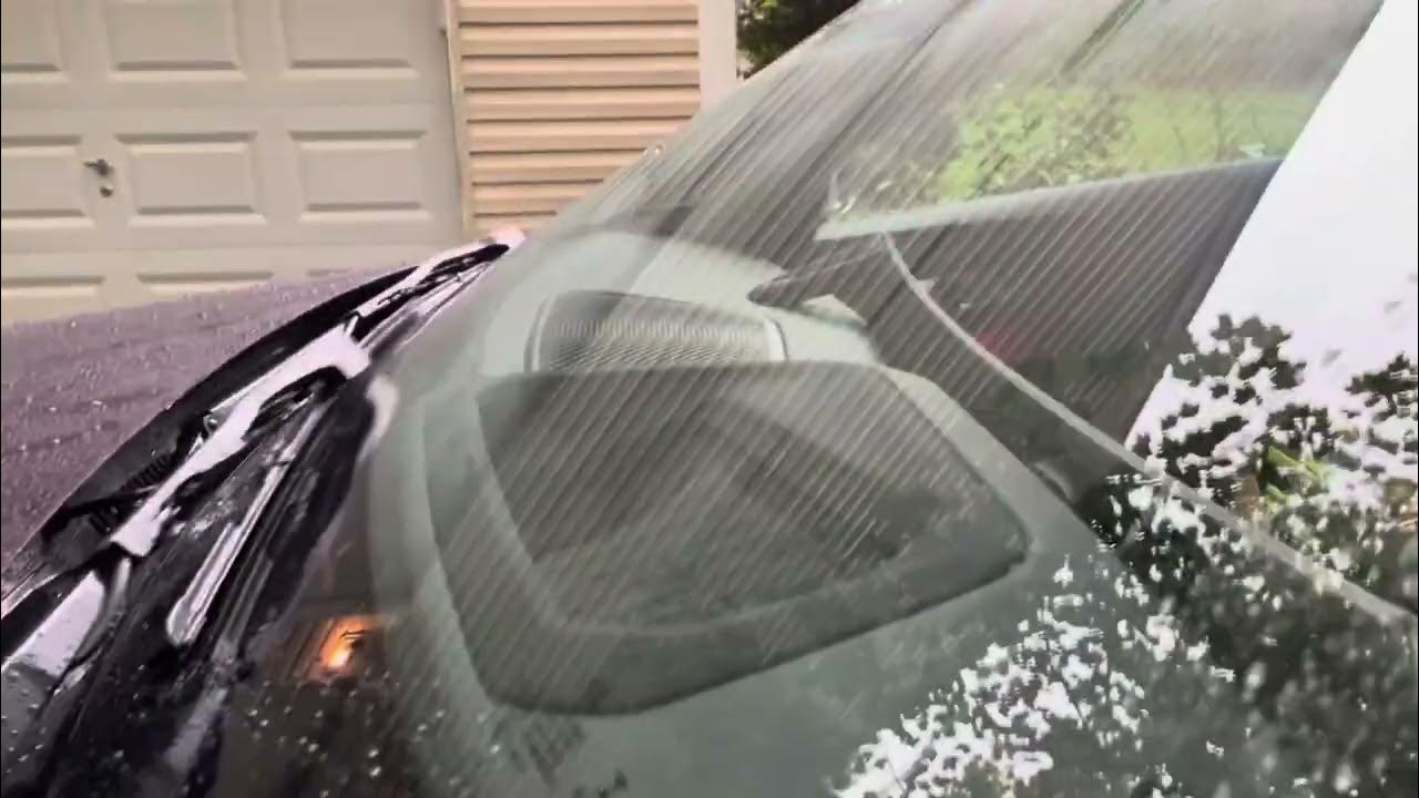 Windshield wipers skipping / jumping across the window. - YouTube