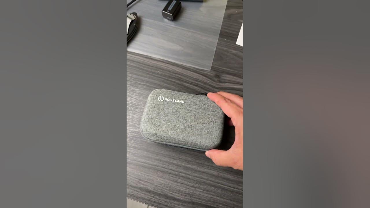 Hollyland Lark M1 wireless microphone photography photoshoot 