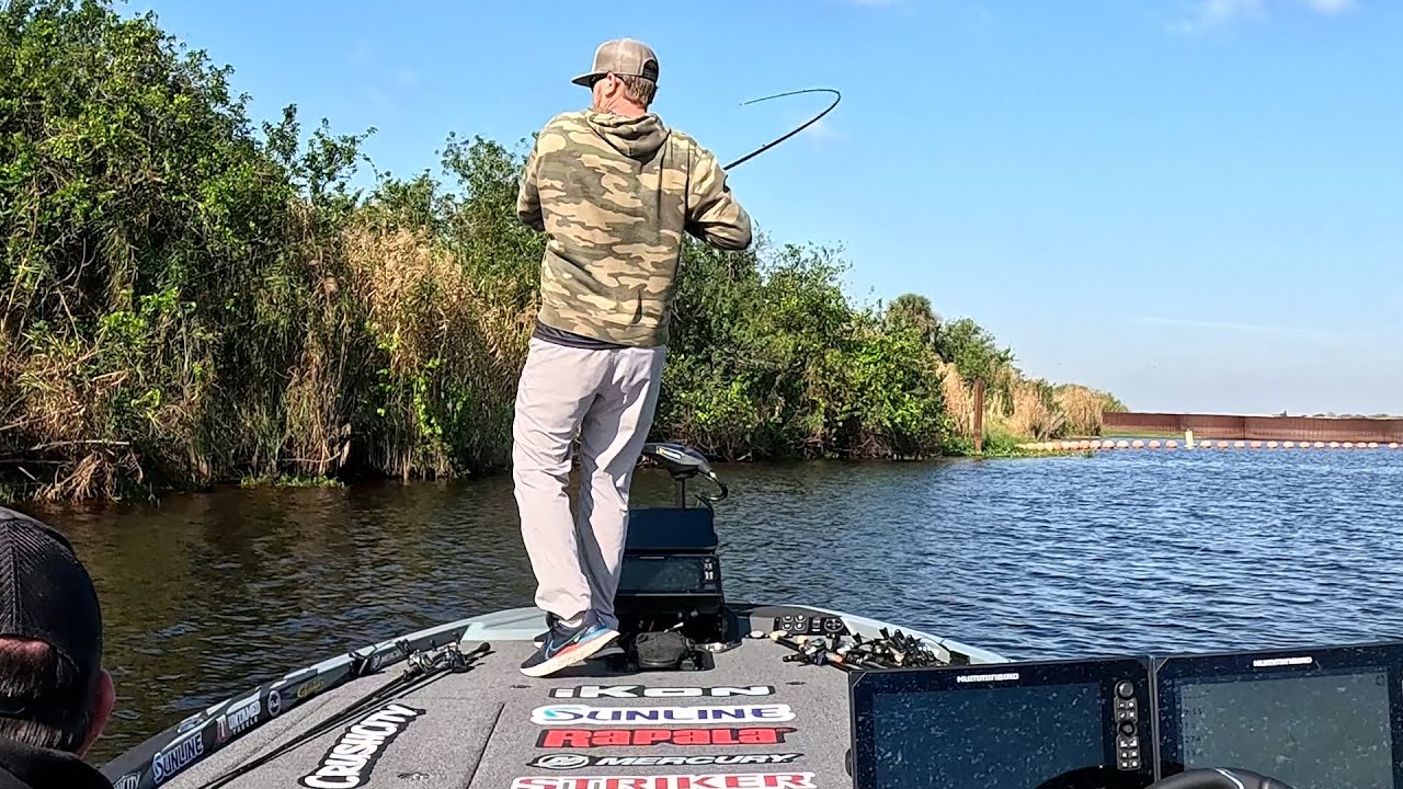 MAKING $$$$ ON LAKE OKEECHOBEE, BASSMASTER ELITE DAY 2