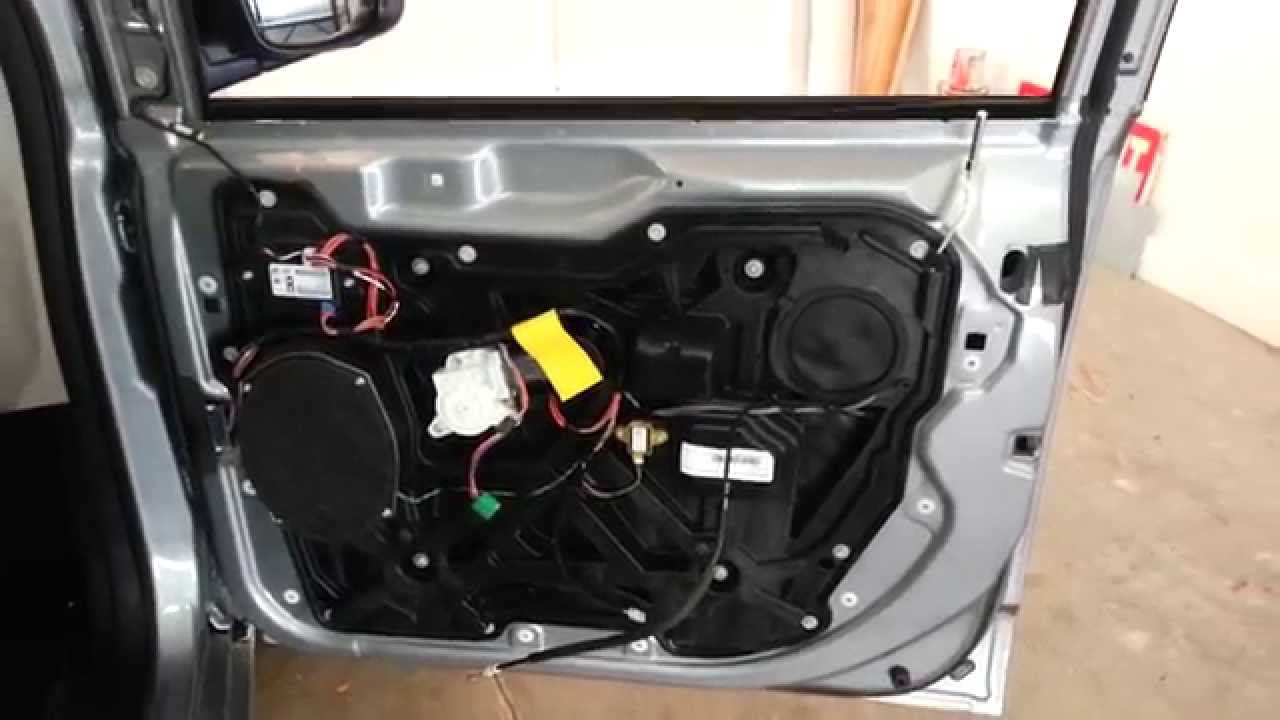 2013 Dodge Grand Caravan Metal Door Frame Plastic Interior Door Panel Removed To Upgrade Speaker