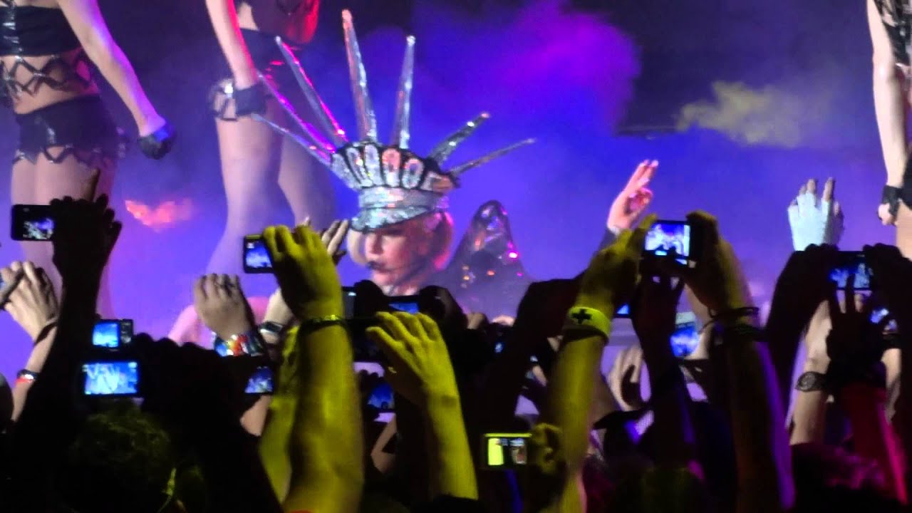 Lady Gaga - Love Game, Palau Sant Jordi, Barcelona, Oct 6th 2012 BTWB Tour