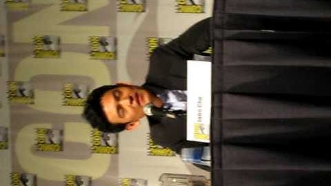 SDCC09: Flash Forward Panel- (sideways) Audience Question