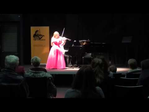 Ellinor d'Melon plays Paganini/Kreisler La Campanella