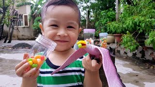 Trò Chơi Bé Cho Con Chim Đại Bàng Ăn Kẹo ❤ ChiChi ToysReview TV ❤ Đồ Chơi Trẻ Em Baby Doli Song