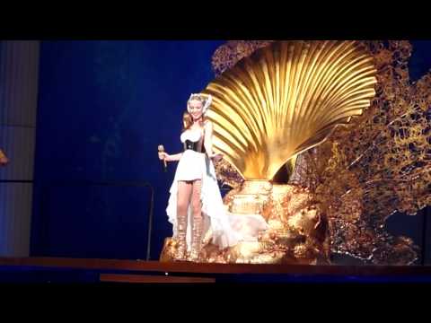 (HD) Kylie - Intro Aphrodite Les Folies Tour @ Palau Sant Jordi de Barcelona