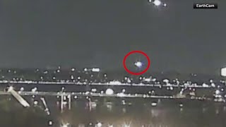 Video captures moment American Airlines flight collides with Black Hawk helicopter