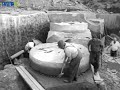 Herstellung eines Schleifsteins. 1971