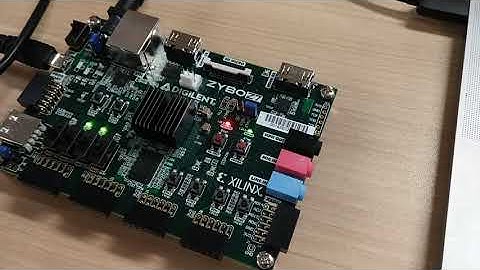 FPGAに実装した自作4-bit CPUでLチカ