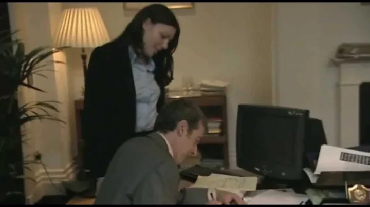 Sam Cassidy (Samantha Harrington) The Thick Of It ...