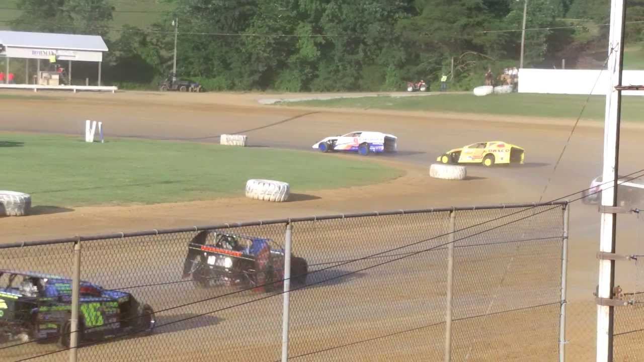 Devin Gilpin 1G and Ken Schrader 9  heat race