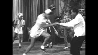 Whiteys Lindy Hoppers .. Hellzapoppin.