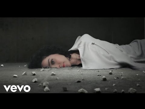 St. Vincent - Cheerleader