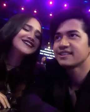 Syifa hadju dan zikri daulay terlihat sangan mesra dalam acara SILET AWARDS ♥♥♥