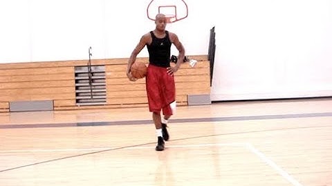 Dre Baldwin: Streetball One-Hand-Under Back-Thru Eurostep Floater | Point Guard Moves