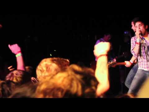 Punk music video thumbnail preview for Comadre - The Sweeter the Juice