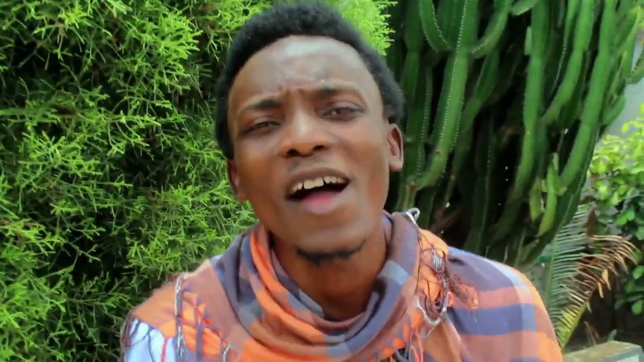 Fr José bayidi --__muela_clips officiel