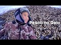 Pesca no gelo tradicional yakutiana munkha