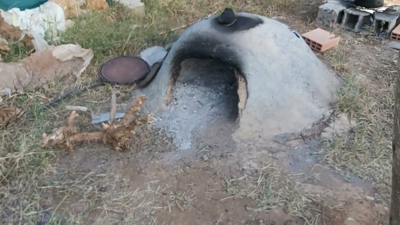 سلا قرب العرجات سوق الخميس مزرعه صغيره محفظه مساحتها 2140 متر تمن 50 مليون 212661247058