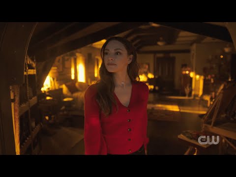 Legacies 3x10 Hope is in a good mood