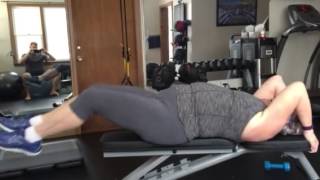 Flat bench reverse crunch STACK Fitness