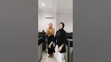 Thumbnail of kakak cantik mendung tanpo udan Ndarboy Genk #shorts #ytshorts