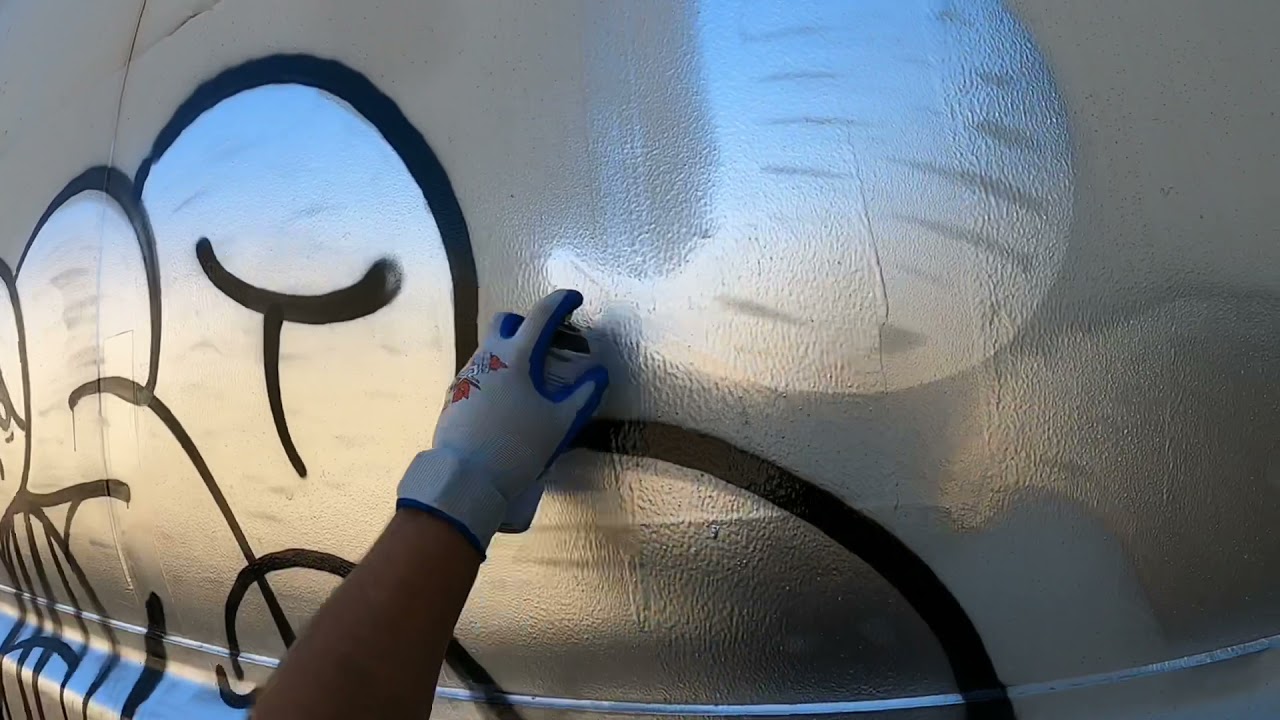 Freight graffiti: a throwie a day (pt. 2) #graffiti