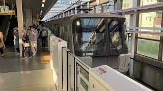 横浜市営地下鉄グリーンライン10000形10151F センター北駅発車