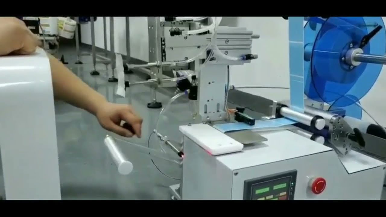 Tabletop robotic arm pick place sticker label applying machine