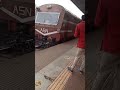 wase toh pure track pe pathar hote hai 🚃#daltonganj #railwaygroupd #indiarailway