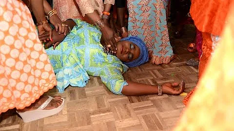 WOMAN FAINTS AT HER PARTY + LATEST AFROBEAT VIDEO MIX 2016
