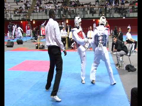 Taekwondo open IDF: Greg Caudron (rouge) vs Arnaud Paule (Junior M-59Kg ...