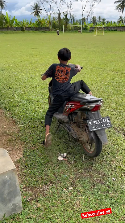 Si fahmi jatoh pas belajar motor#shorts #minivelog #bocilwargads